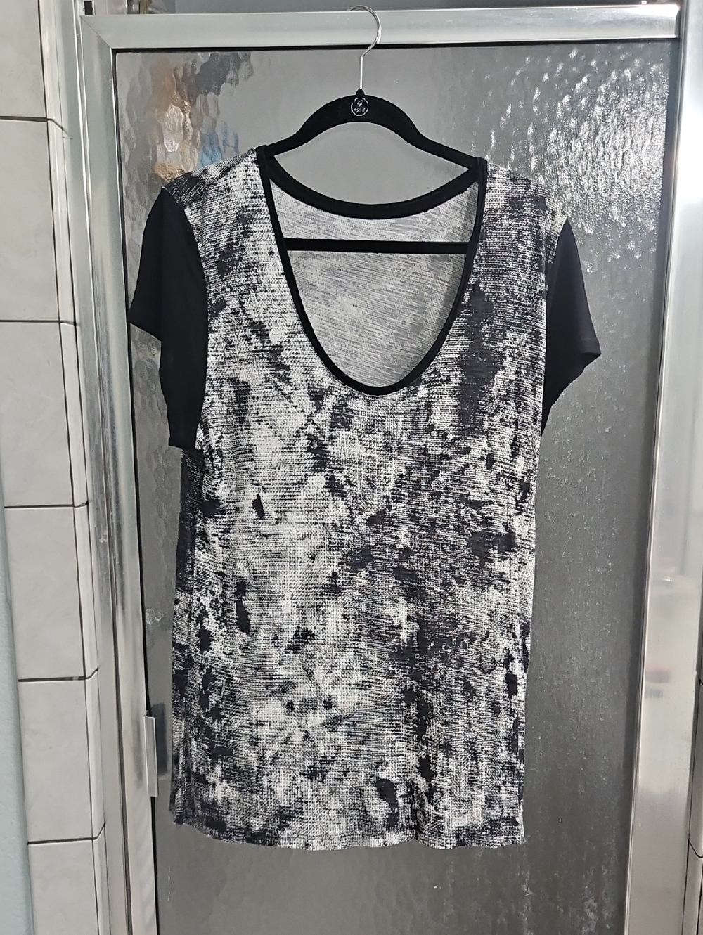 Calvin Klein Black & White Scoop Neck Short Sleeve Tee